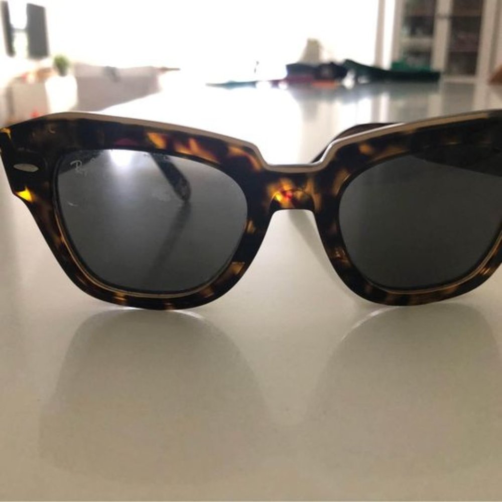 Ray-Ban State Street Sunglasses. POLARIZED. Gently Used.